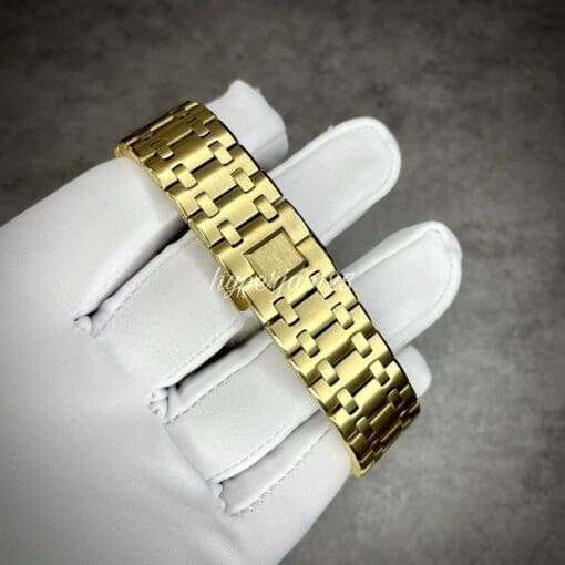 ae19c51c-6197-473e-abc7-839bf23c0cb7-2