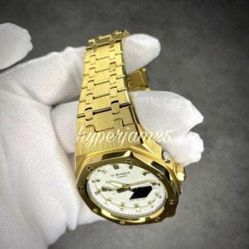 c803d5d0-879b-4506-a7c3-c23bb4fdbf73