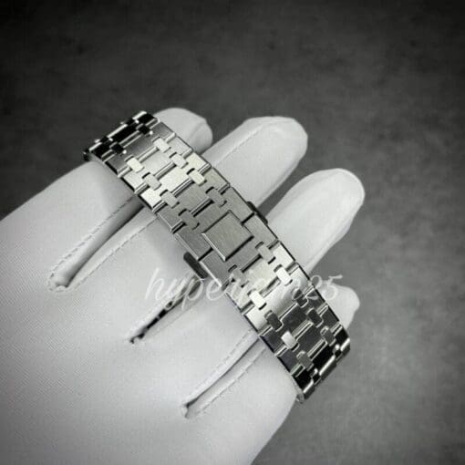 57c276df-4b8a-4ece-8480-02956a89b23d