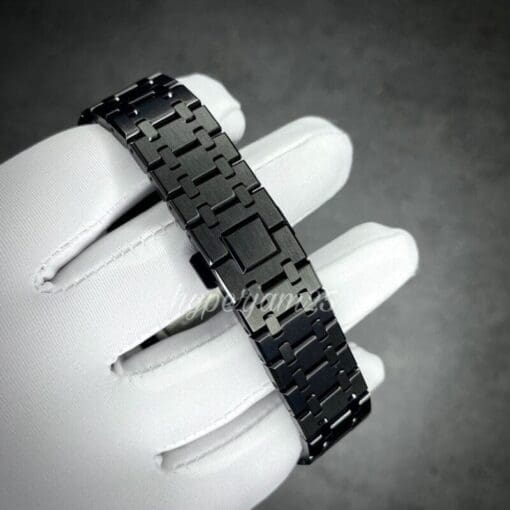 1686ea6c-064b-401c-8c58-e11bf1a15277