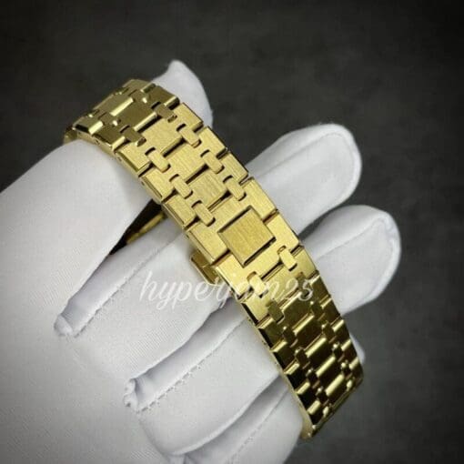 40761432-c39f-40e4-9c75-3cf85846a361